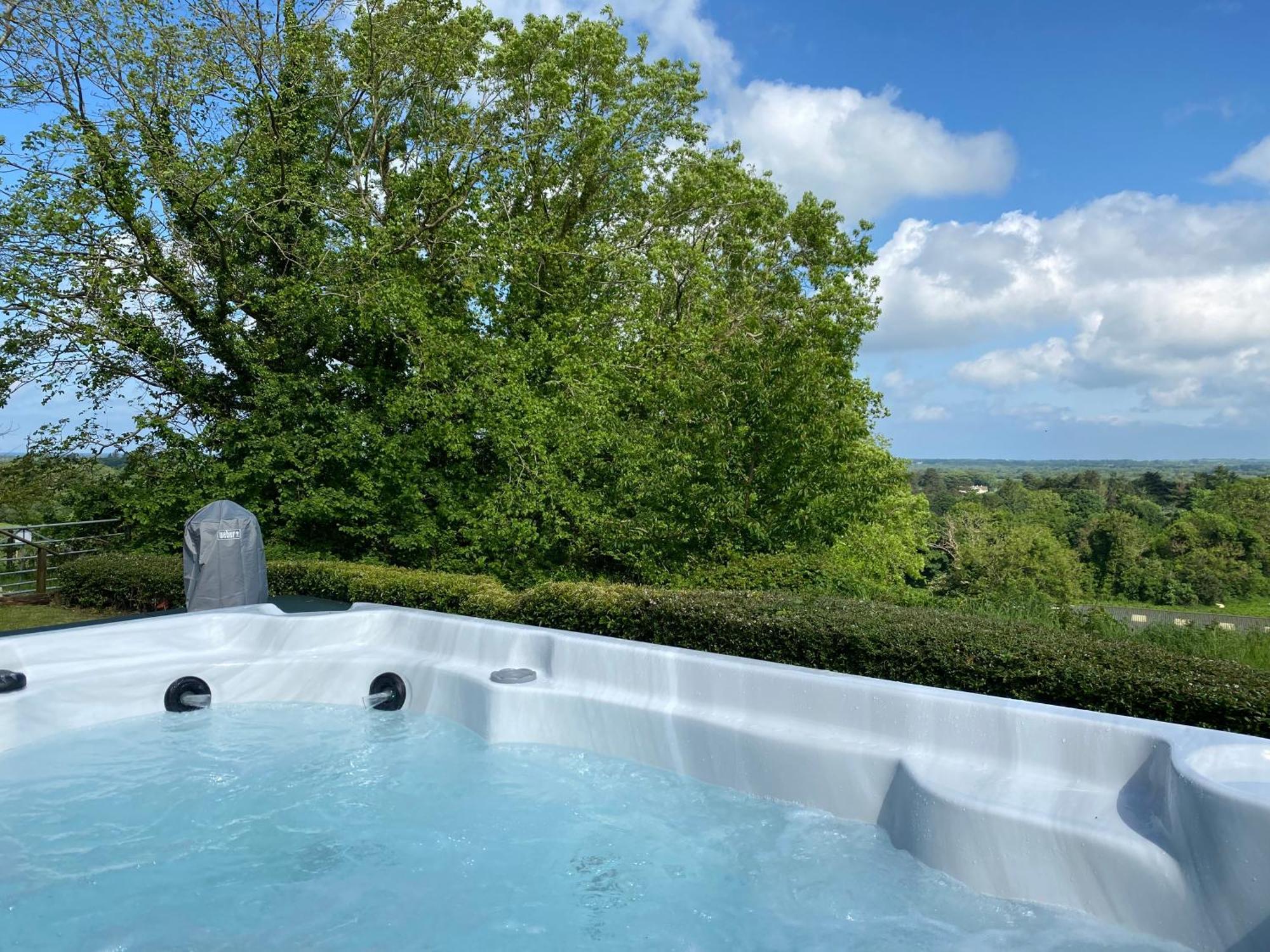 Carrick Beg Self Catering Holiday Accommodation With Hot Tub Sulby  Exterior foto